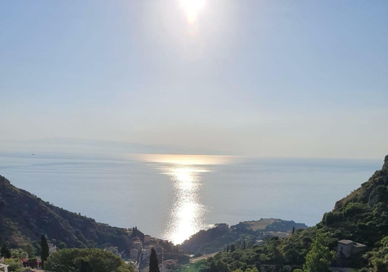 The View Luxury Apartments Taormina Buitenkant foto