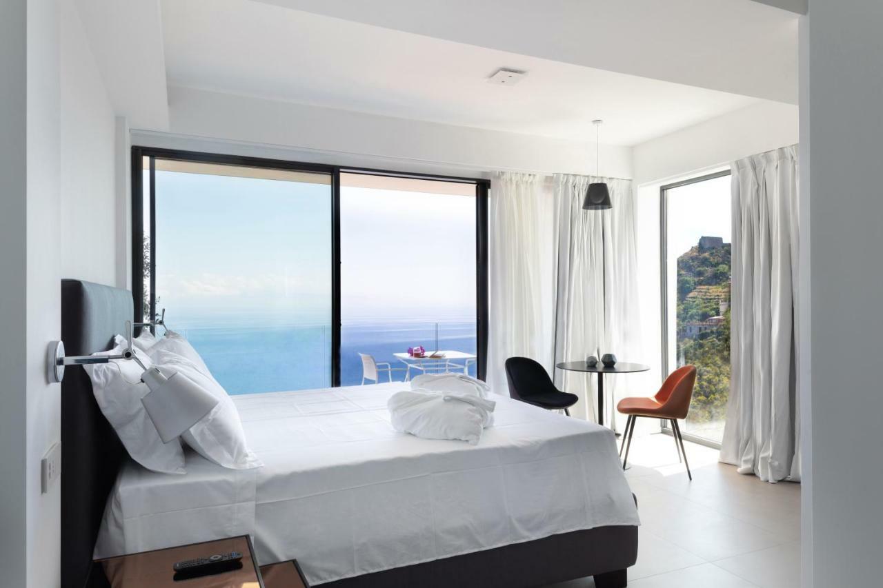 The View Luxury Apartments Taormina Buitenkant foto